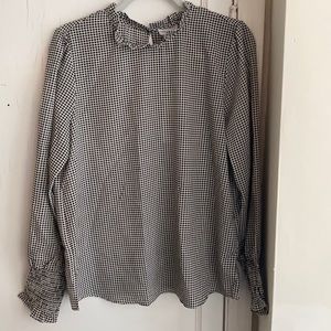 NWT Beautiful Patterned Blouse